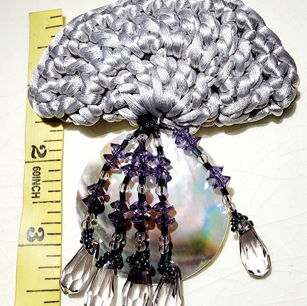 Periwinkle soft grey shell brooch  cascading faceted beads iridescent crochet - Picture 5 of 8